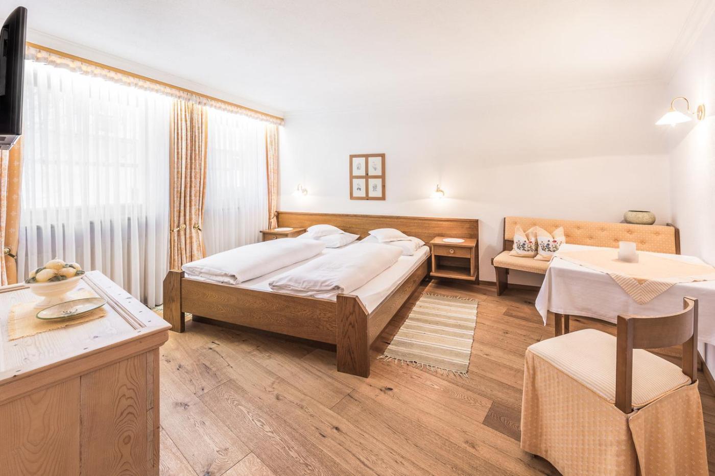 Haus Tirol Hotel Molini di Tures Kültér fotó