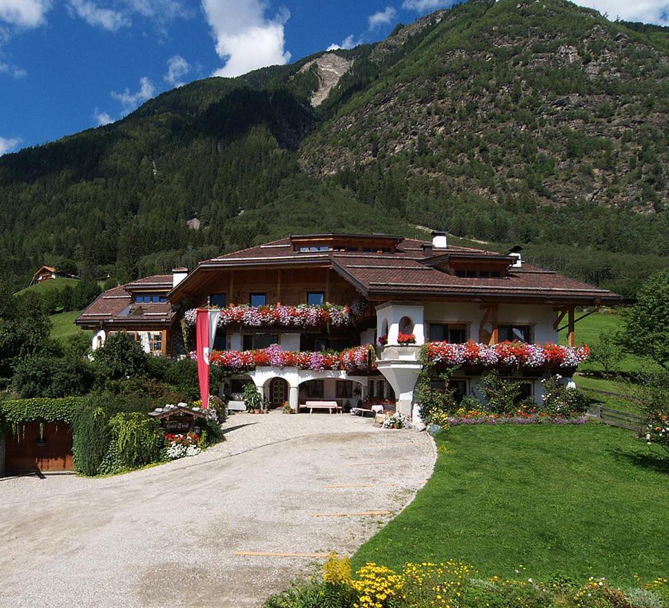 Haus Tirol Hotel Molini di Tures Kültér fotó